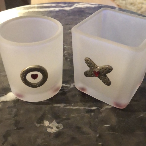 ⚪️Party Lite Hugs & Kisses Tealite Holder Set